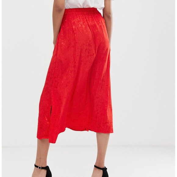 Stunning Tall Midi Skirt - Picture 4 of 4